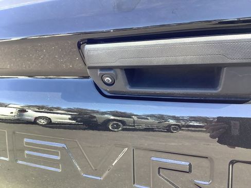 Used 2023 Chevrolet Colorado W/T image 24