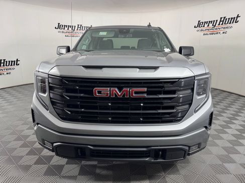 Used 2024 GMC Sierra 1500 Elevation AWD/4WD image 5