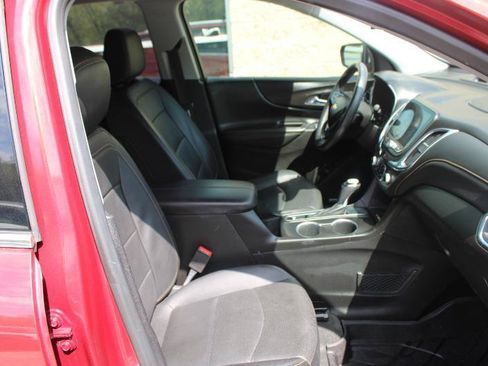 Used 2018 Chevrolet Equinox Premier FWD image 10