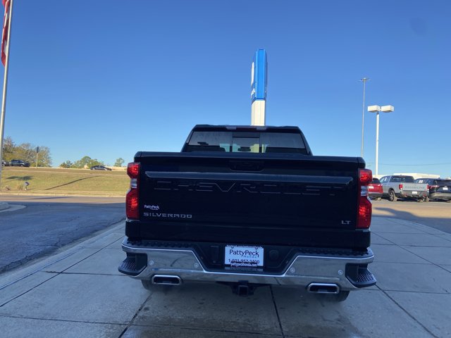 Used 2023 Chevrolet Silverado 1500 LT w/ Z71 Off-Road Package AWD/4WD image 10