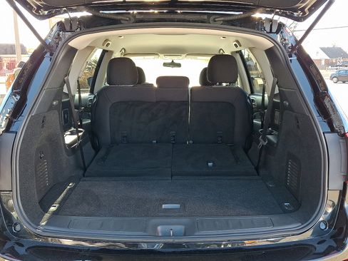 Used 2020 Nissan Pathfinder S image 29