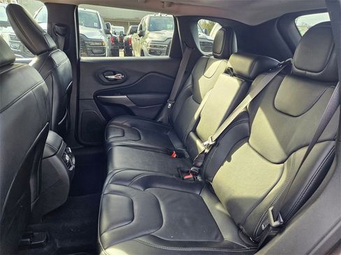 Certified 2022 Jeep Cherokee Limited image 15