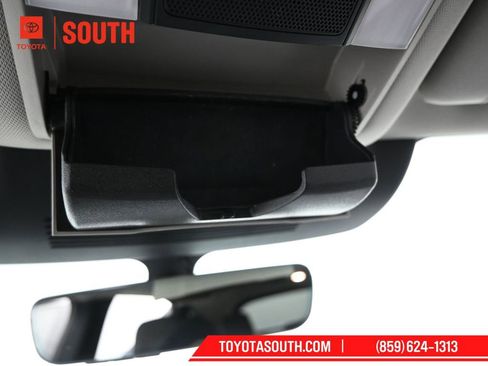 Used 2023 INFINITI QX60 Luxe image 41