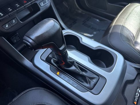 Used 2021 Chevrolet Colorado ZR2 AWD/4WD image 23