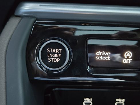 Certified 2025 Audi Q5 Premium AWD/4WD image 22
