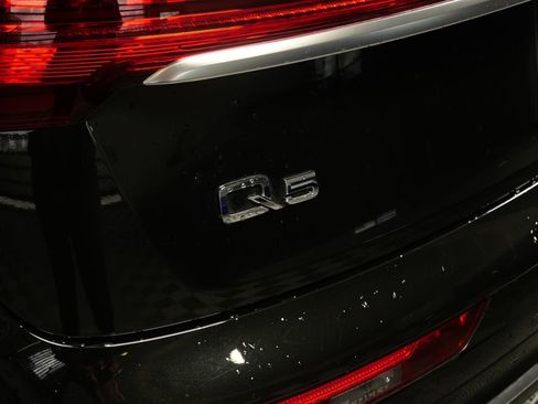 Used 2024 Audi Q5 2.0T Premium AWD/4WD image 9