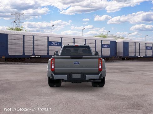 New 2026 Ford F350 4x4 Regular Cab DRW Super Duty image 5