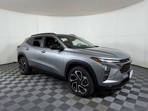 New 2026 Chevrolet Trax RS w/ Driver Confidence Package image 1