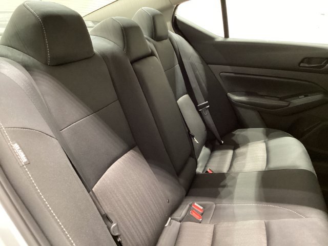 Used 2024 Nissan Altima 2.5 SV FWD image 17