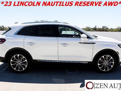 Used 2023 Lincoln Nautilus Reserve w/ Equipment Group 201A AWD/4WD image 5