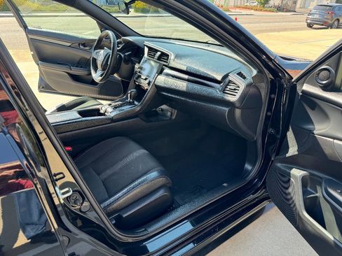 Used 2021 Honda Civic Sport image 10