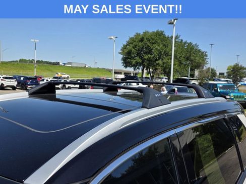 Used 2025 Nissan Rogue Platinum FWD image 40