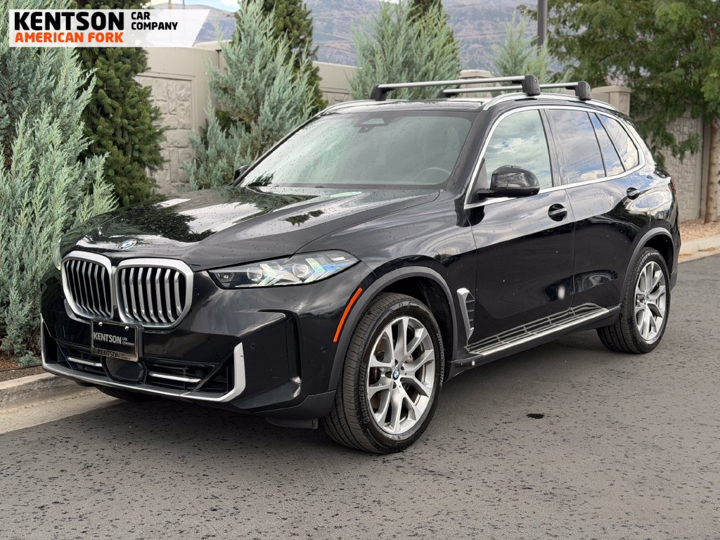 Used 2024 BMW X5 xDrive40i AWD/4WD image 3
