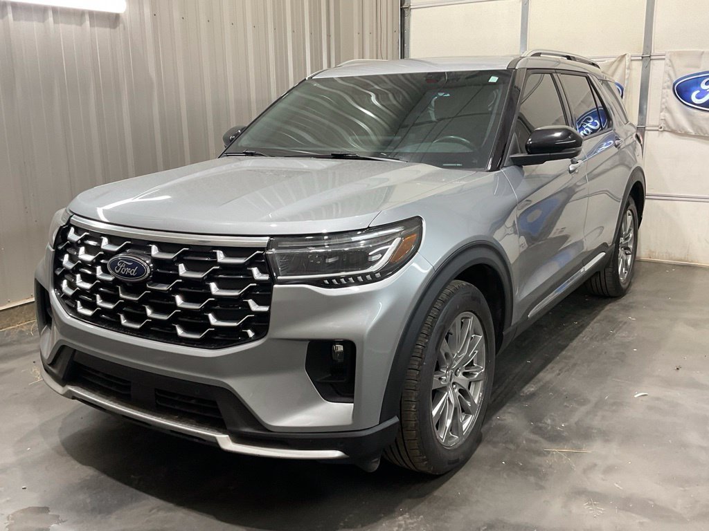 Used 2025 Ford Explorer Platinum AWD/4WD image 4