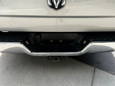 Used 2016 RAM 1500 ST w/ SXT Appearance Group AWD/4WD image 7