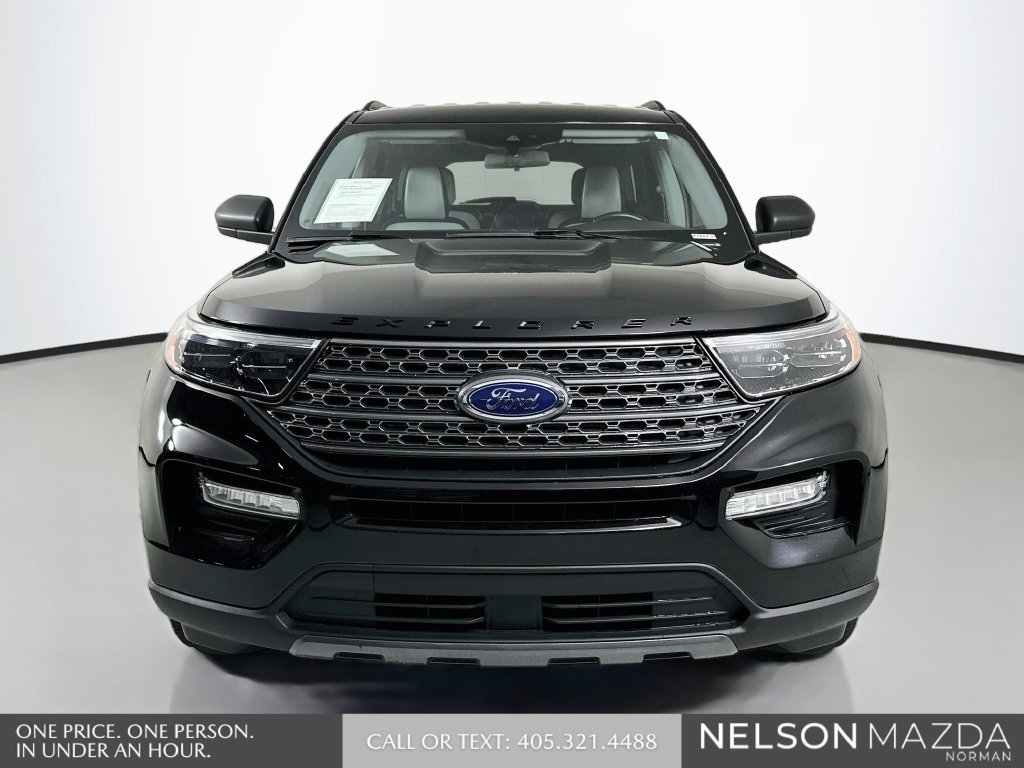 Used 2021 Ford Explorer XLT w/ Equipment Group 202A AWD/4WD image 2