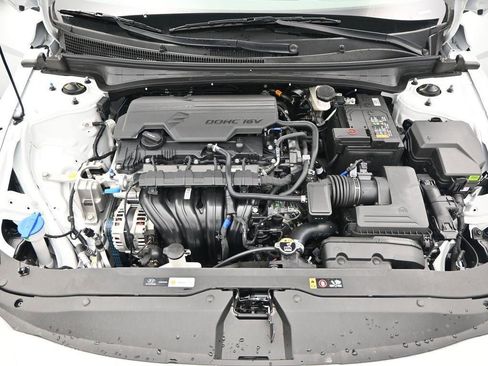 New 2025 Hyundai Elantra Sport image 27