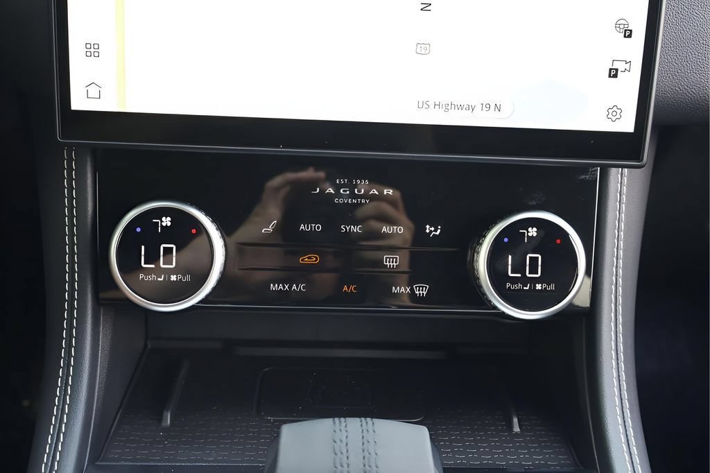 New 2026 Jaguar F-PACE R-Dynamic S AWD/4WD image 25