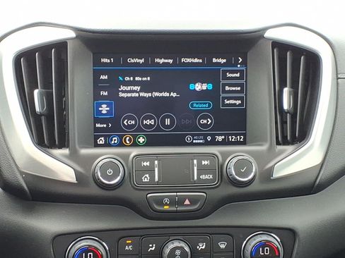 Certified 2022 GMC Terrain SLT w/ Elevation Edition AWD/4WD image 13