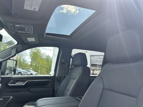 New 2026 GMC Sierra 2500 SLT w/ SLT Premium Package AWD/4WD image 19