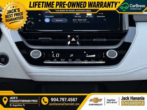 Used 2024 Toyota Corolla SE FWD image 11