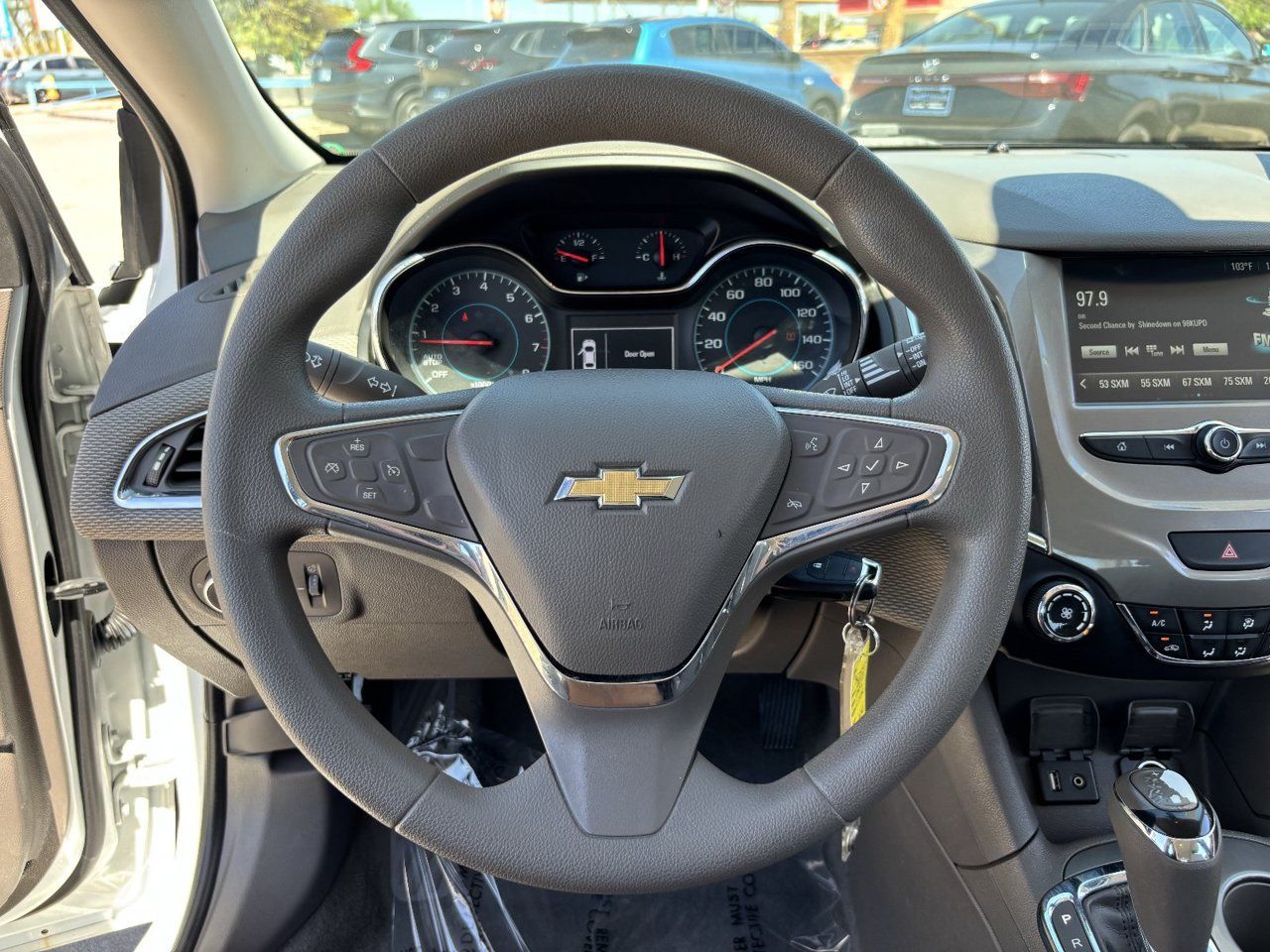Used 2018 Chevrolet Cruze LT FWD image 25