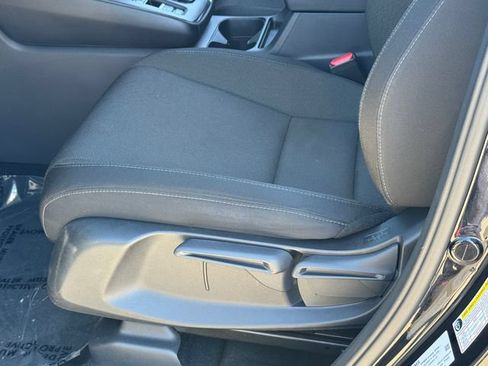 Used 2025 Honda CR-V LX image 13