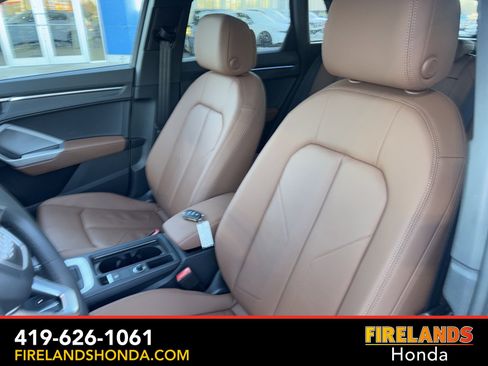 Used 2024 Audi Q3 2.0T Premium Plus image 16