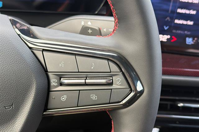New 2027 Chevrolet Traverse RS AWD/4WD image 30