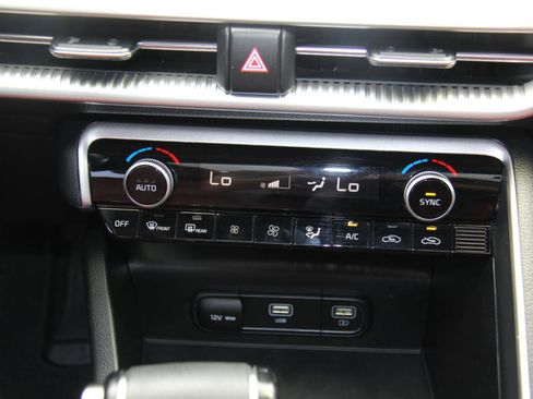 Used 2022 Kia K5 GT-Line w/ GT-Line FWD Premium Package image 18