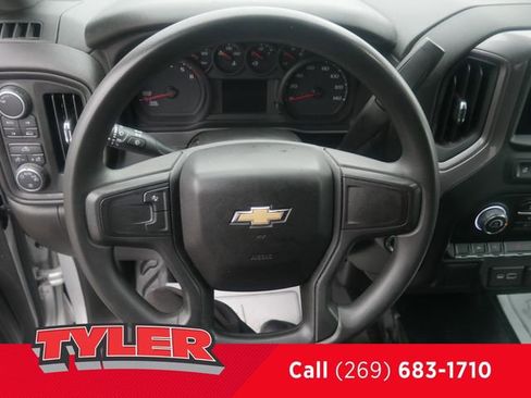 Used 2022 Chevrolet Silverado 1500 W/T w/ Trailering Package image 31