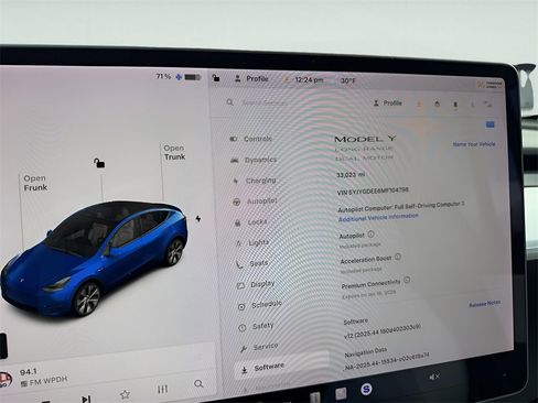 Used 2021 Tesla Model Y Long Range image 18