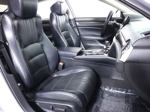 Used 2018 Honda Accord EX-L image 37