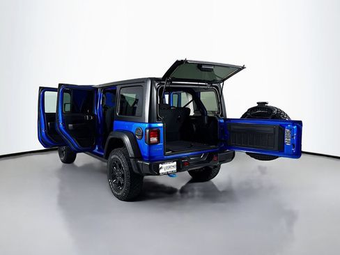 Used 2023 Jeep Wrangler Unlimited AWD/4WD image 27