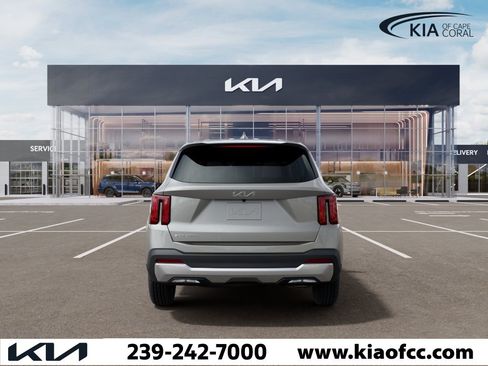 New 2026 Kia Sorento LX FWD image 5