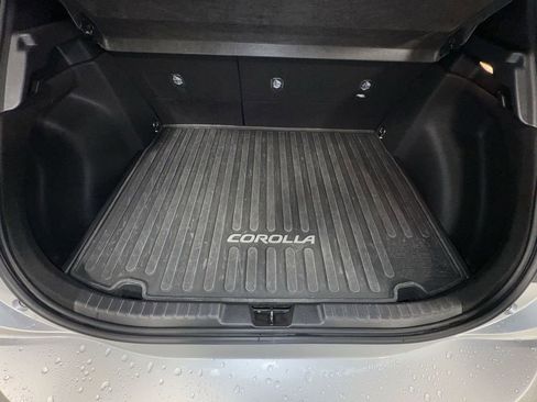 Used 2023 Toyota Corolla SE image 30