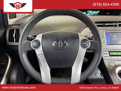 Used 2013 Toyota Prius Two image 21