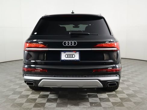 Certified 2025 Audi Q7 2.0T Premium image 6