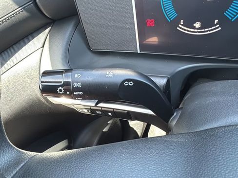 Used 2025 Hyundai Tucson SEL FWD image 19