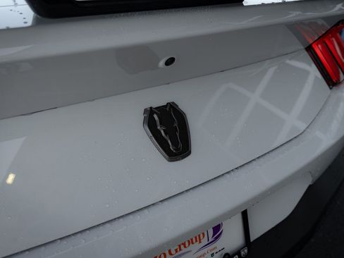 Used 2025 Ford Mustang Dark Horse image 27