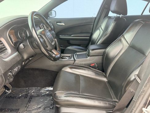 Used 2021 Dodge Charger SXT w/ Leather Interior Group RWD image 12