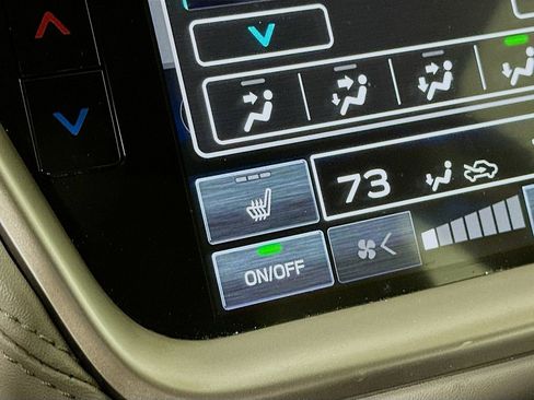 Certified 2024 Subaru Legacy Limited image 28