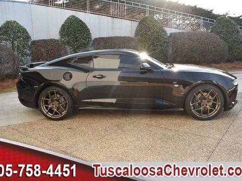 Used 2018 Chevrolet Camaro SS image 11