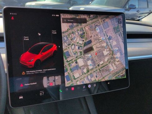 Used 2022 Tesla Model Y Long Range image 29