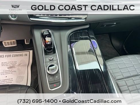 Certified 2024 Cadillac Escalade V w/ LPO, ONYX Package AWD/4WD image 36