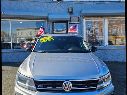 Used 2021 Volkswagen Tiguan SE R-Line