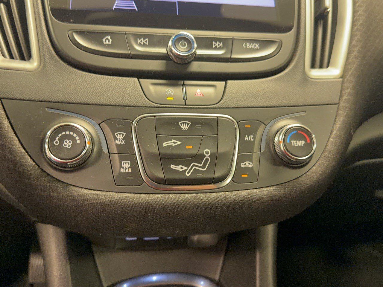 Used 2022 Chevrolet Malibu RS FWD image 22
