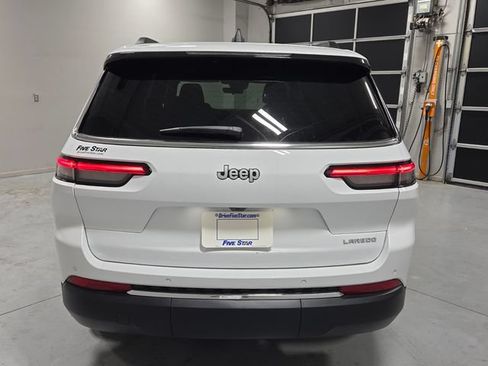 New 2026 Jeep Grand Cherokee L 2WD image 11