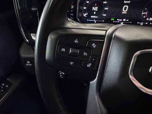 Certified 2025 GMC Sierra 1500 SLT AWD/4WD image 15