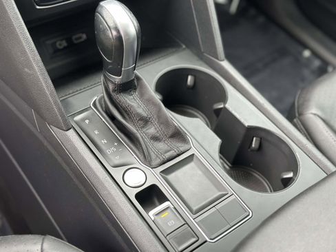 Used 2018 Volkswagen Atlas SE image 13